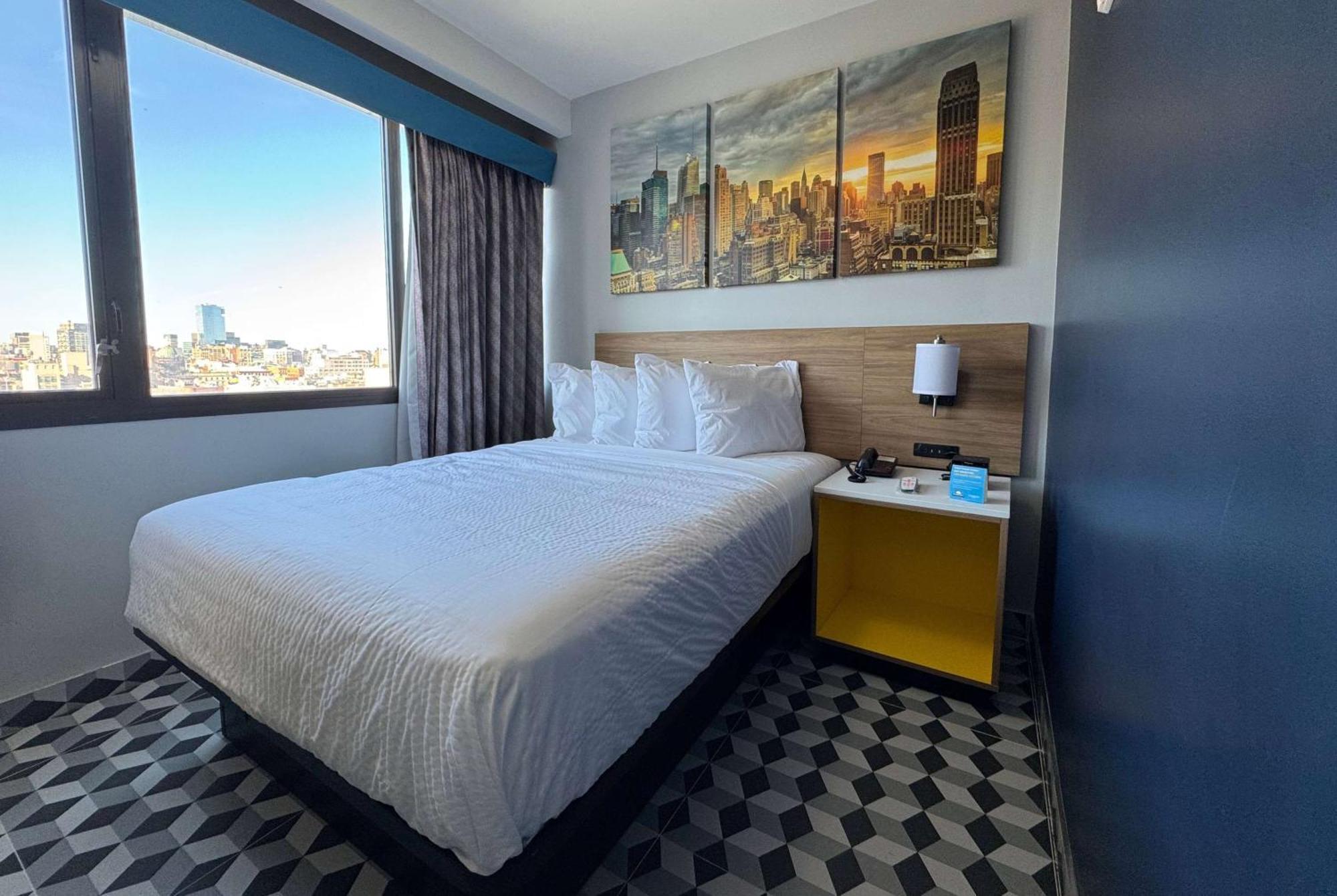 Days Inn By Wyndham New York Chinatown Bagian luar foto